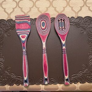 Multicolor Wooden bamboo Utensil Set very colorful!